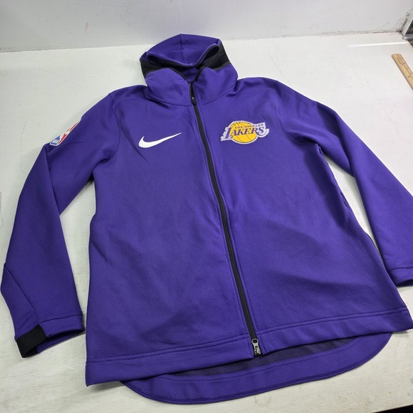 nike therma flex hoodie lakers